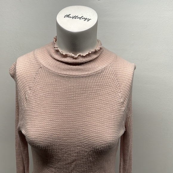 Free People Make It Easy Thermal Top Shirt Long Sleeve Light Pink Size S Small - Picture 8 of 12